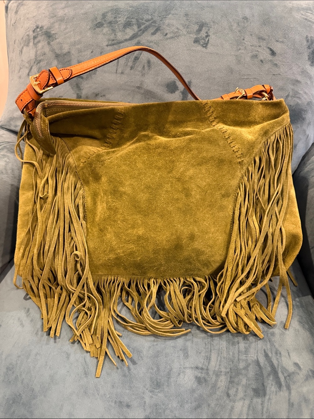 Ralph Lauren Olive Suede Fringe Shoulder Bag with Tan Leather Strap 16x14in. - Picture 2 of 7